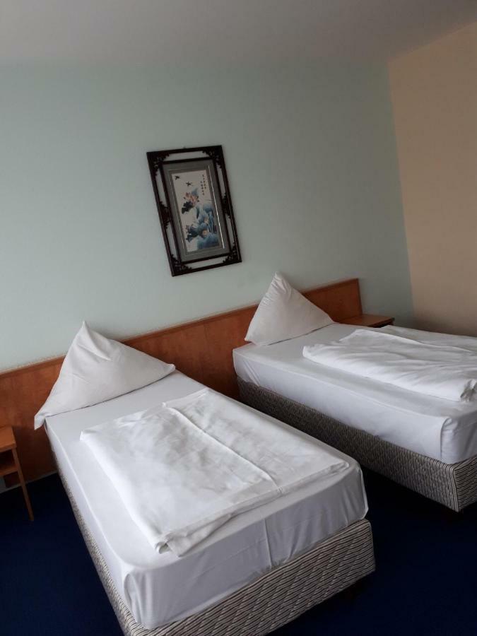 Hotel Am Flughafen Cologne